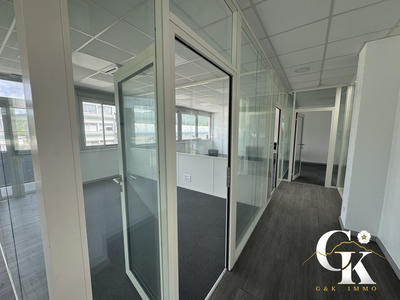 Bureau - 328 m² - 10 pièces