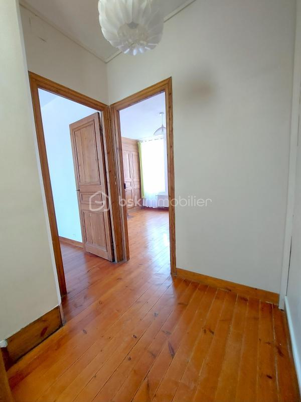 Maison jumelée - 94 m² - 4 pièces