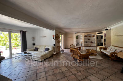 Villa - 280 m² - 7 pièces
