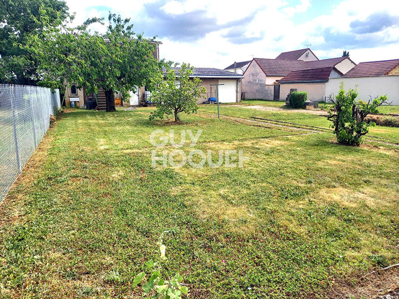 Maison - 108 m² - 9 pièces