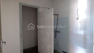 Local commercial - 62 m² - 1 pièce