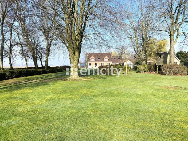 Maison - 207 m² - 5 pièces