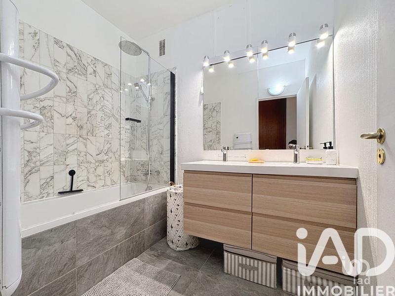 Appartement - 77 m² - 4 pièces