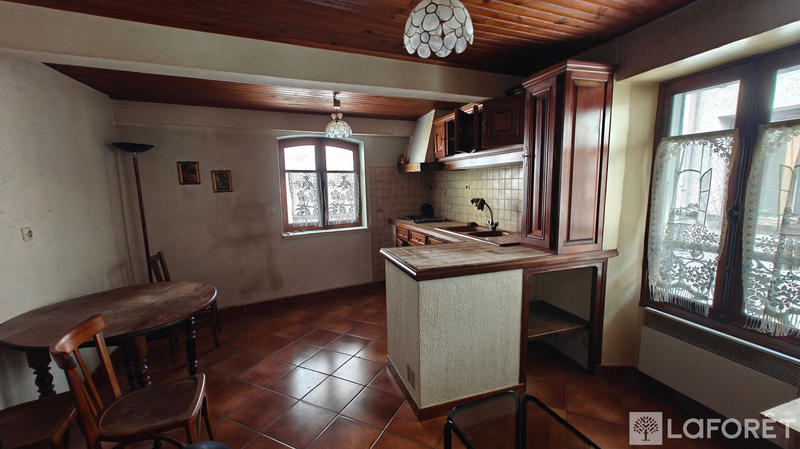 Maison - 137 m² - 6 pièces