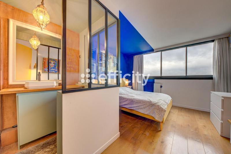 Appartement - 100 m² - 5 pièces