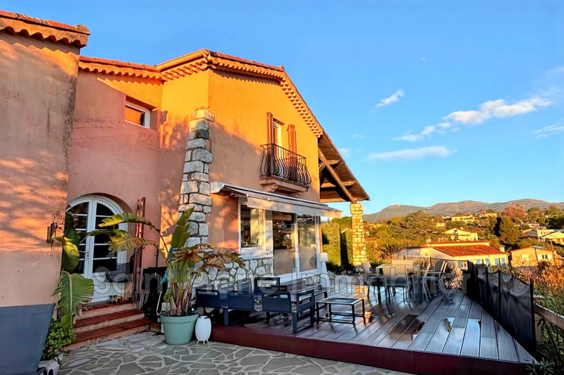 Maison - 153 m² - 5 pièces