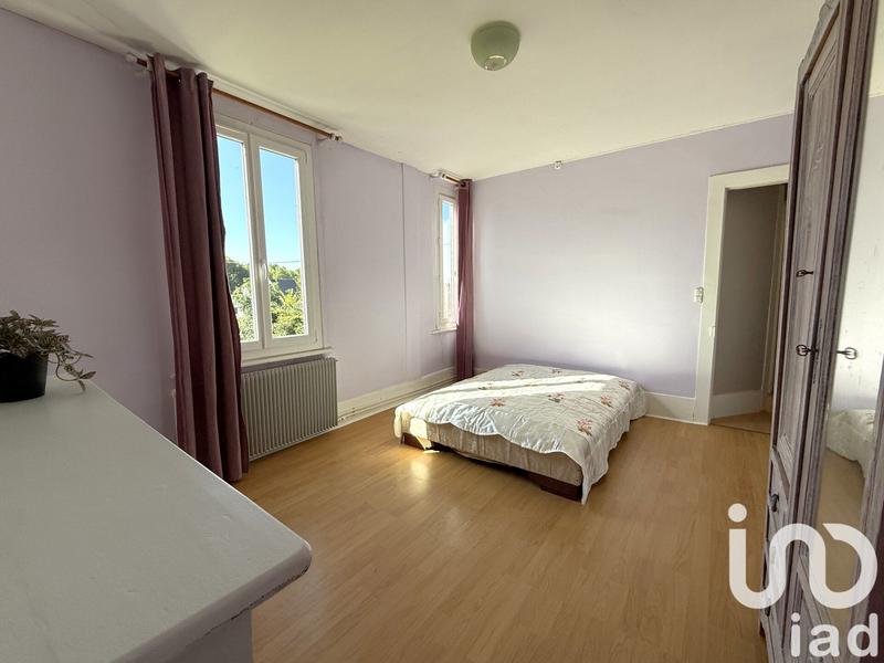 Maison - 99 m² - 5 pièces