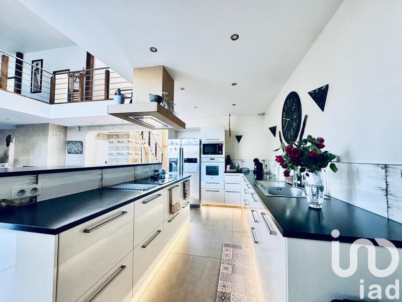 Maison de village - 339 m² - 11 pièces