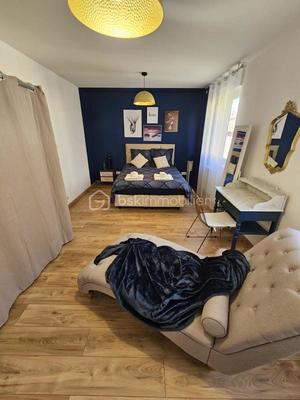 Appartement - 100 m² - 5 pièces