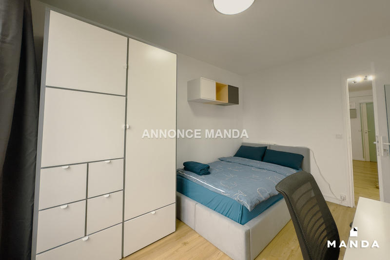 Chambre - 13 m² - 6 pièces