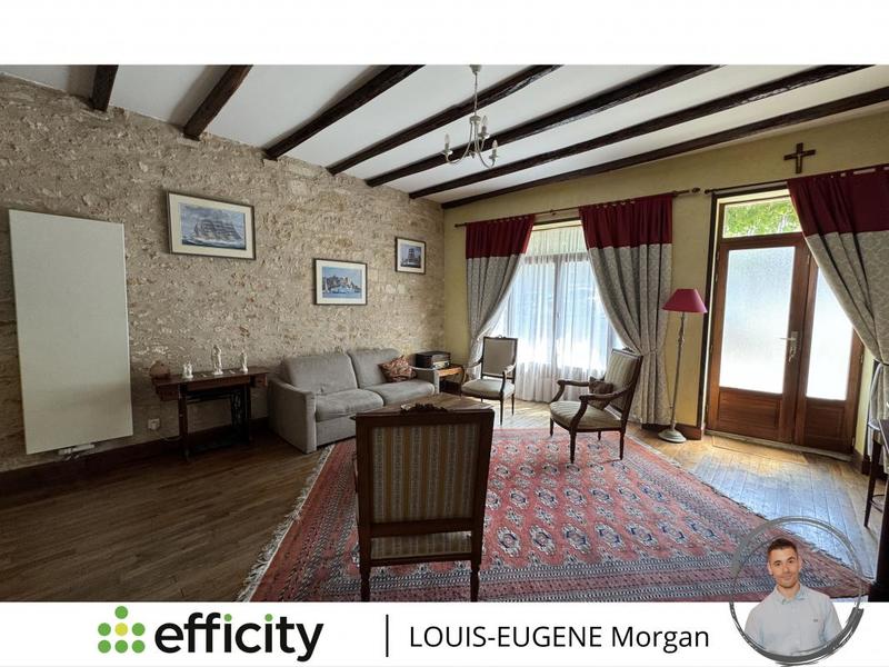 Maison - 233 m² - 8 pièces