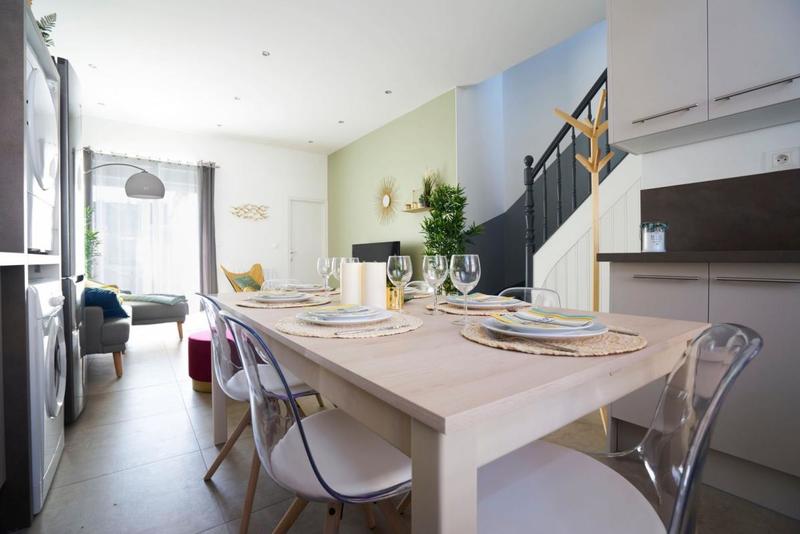 Maison - 102 m² - 6 pièces