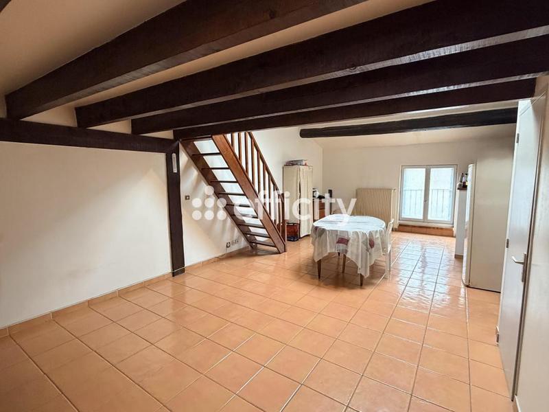 Appartement ancien - 59 m² - 3 pièces