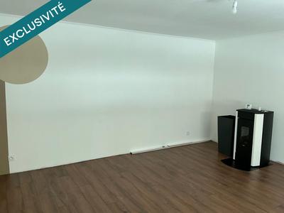 Maison - 93 m² - 5 pièces