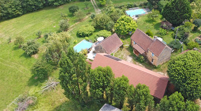 Corps de ferme - 137 m² - 9 pièces
