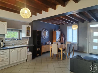Maison - 84 m² - 5 pièces