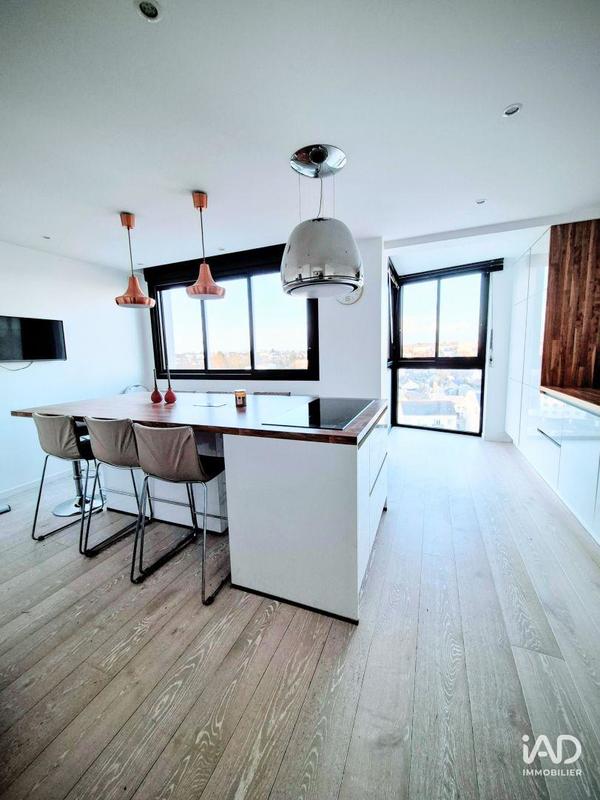 Appartement - 82 m² - 3 pièces