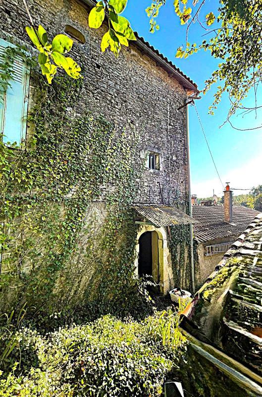 Maison de village - 90 m² - 3 pièces