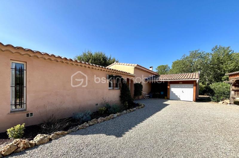 Villa - 140 m² - 4 pièces