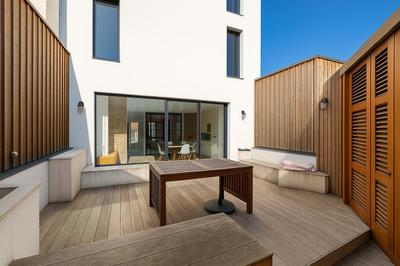 Bureau - 356 m² - 20 pièces