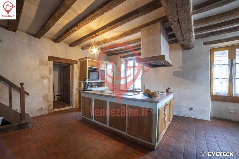 Maison ancienne - 230 m² - 6 pièces