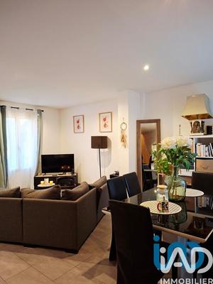 Maison - 93 m² - 5 pièces