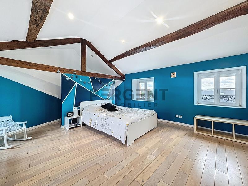 Maison - 190 m² - 6 pièces