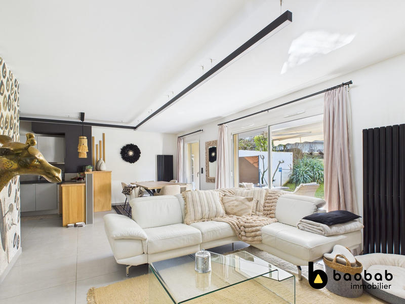 Appartement - 100 m² - 4 pièces