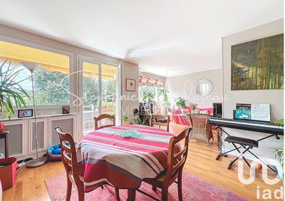 Appartement - 84 m² - 4 pièces