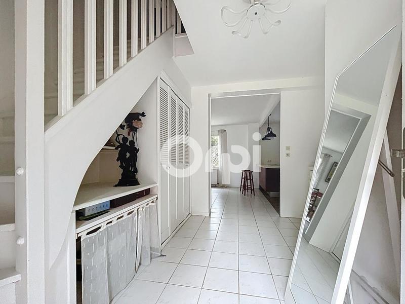 Maison - 140 m² - 7 pièces