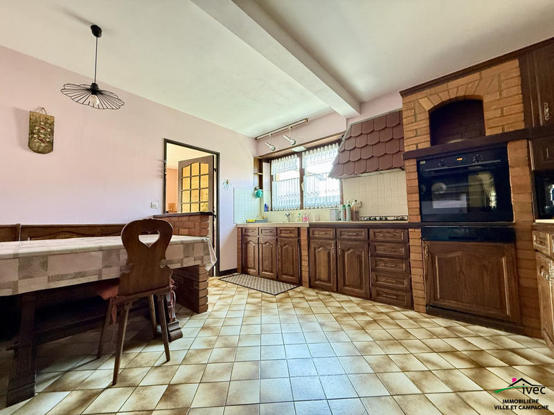 Maison ancienne - 280 m² - 11 pièces