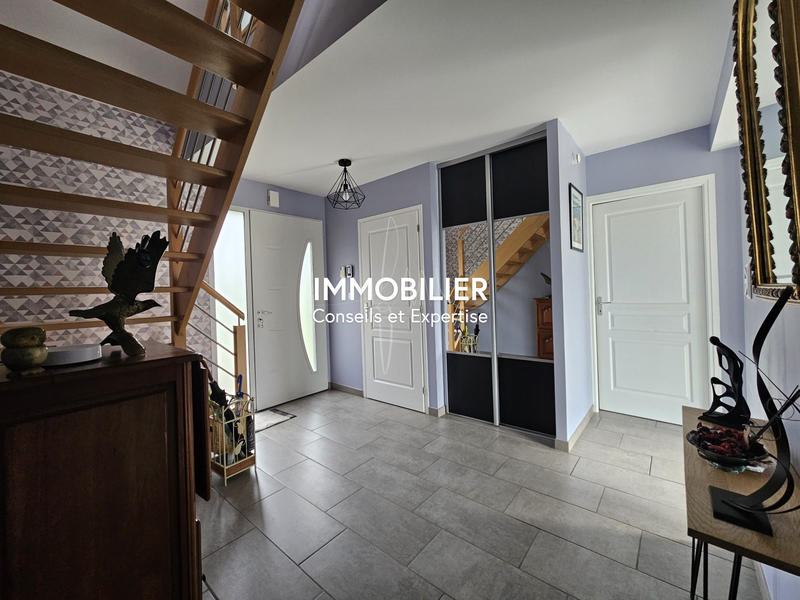 Maison - 123 m² - 5 pièces