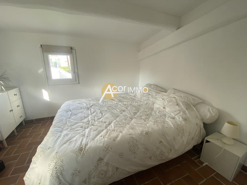 Maison - 220 m² - 8 pièces