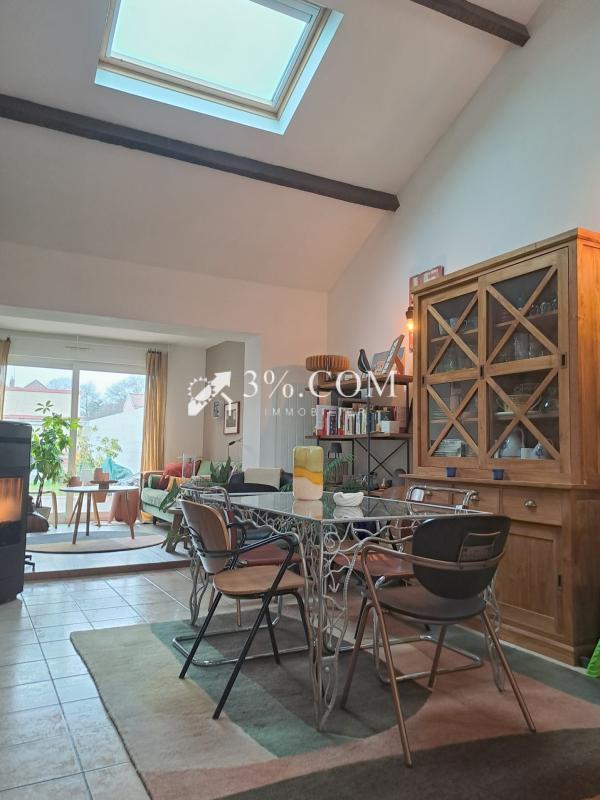 Maison - 98 m² - 5 pièces