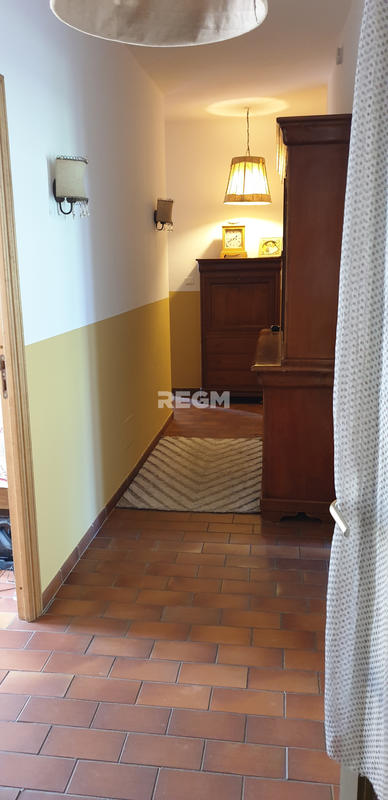 Maison - 400 m² - 8 pièces