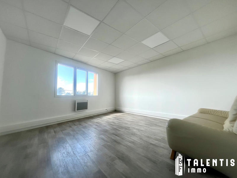 Local commercial - 25 m² - 1 pièce