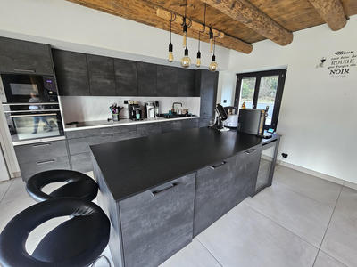 Maison - 117 m² - 5 pièces