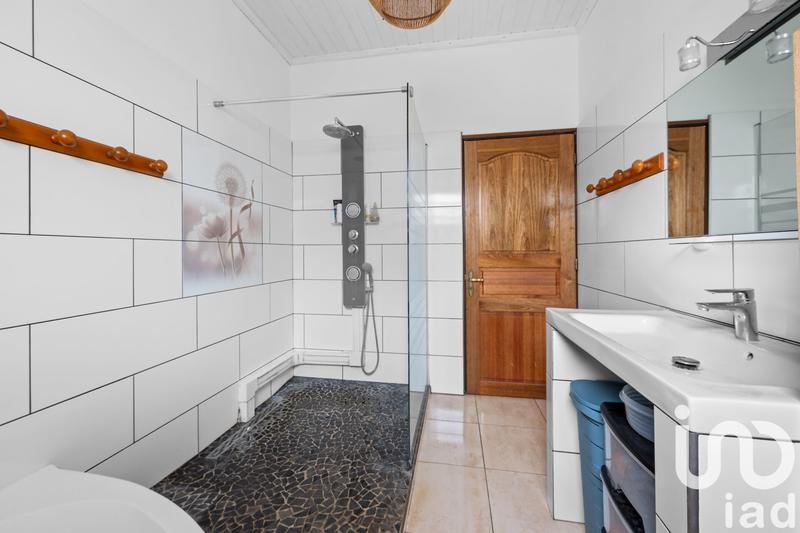 Maison - 190 m² - 7 pièces