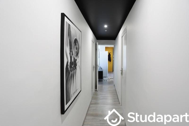 Chambre - 10 m² - 1 pièce