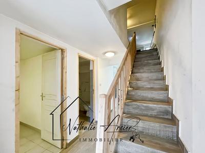 Maison - 92 m² - 5 pièces