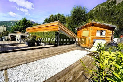 Appartement - 103 m² - 4 pièces