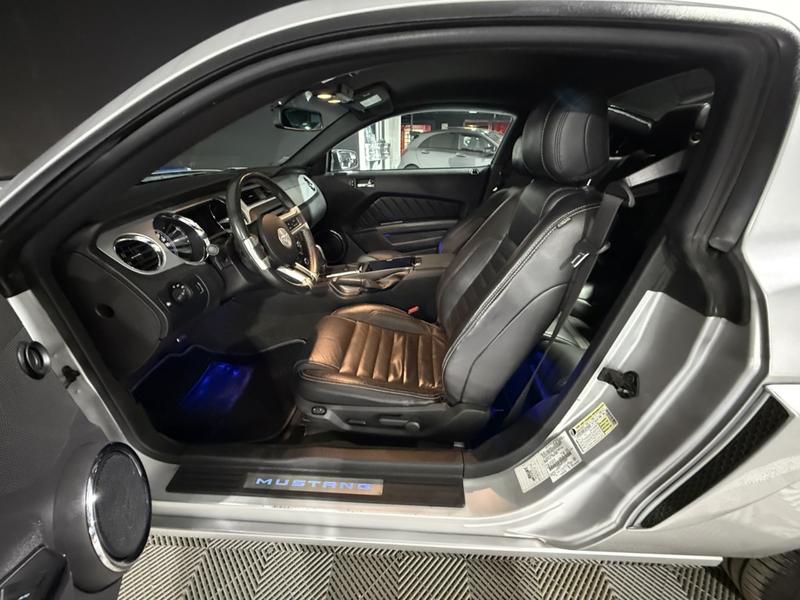 Ford Mustang 3.7 V6 305ch Bva