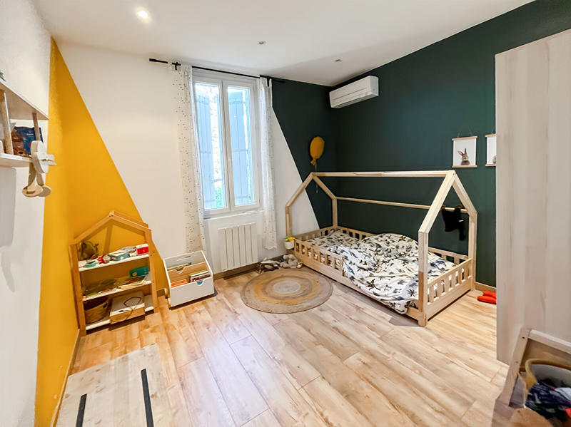 Maison - 219 m² - 8 pièces