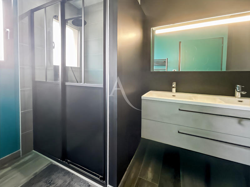 Maison - 133 m² - 5 pièces