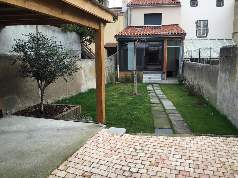 Maison - 85 m² - 3 pièces