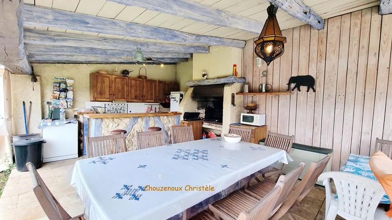 Demeure - 330 m² - 16 pièces