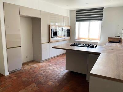 Maison bourgeoise - 200 m² - 6 pièces