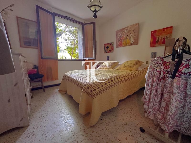 Maison - 187 m² - 8 pièces