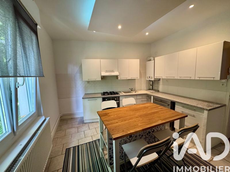 Appartement - 97 m² - 5 pièces