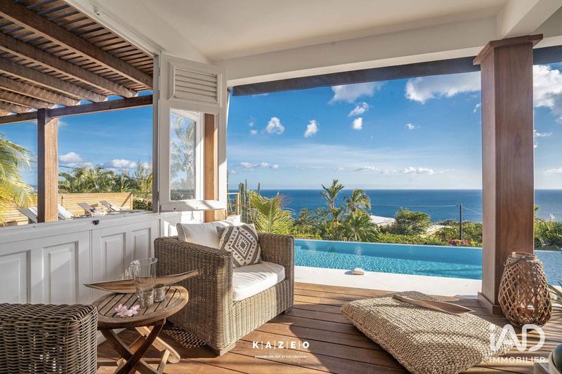 Maison - 200 m² - 7 pièces